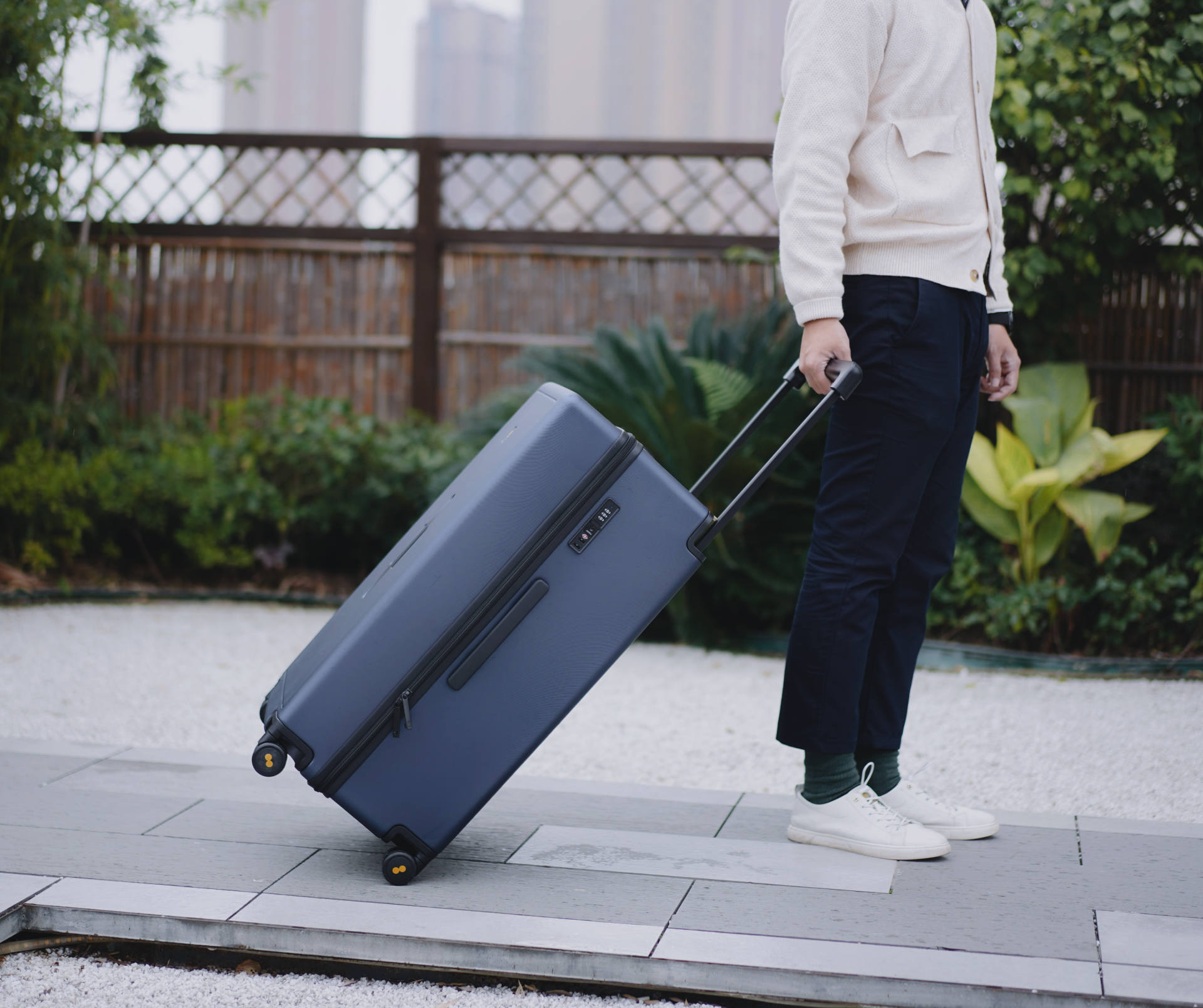 这款行李箱非常适合外出旅行,出差,搬家,学生开学,放假返家等场景,而