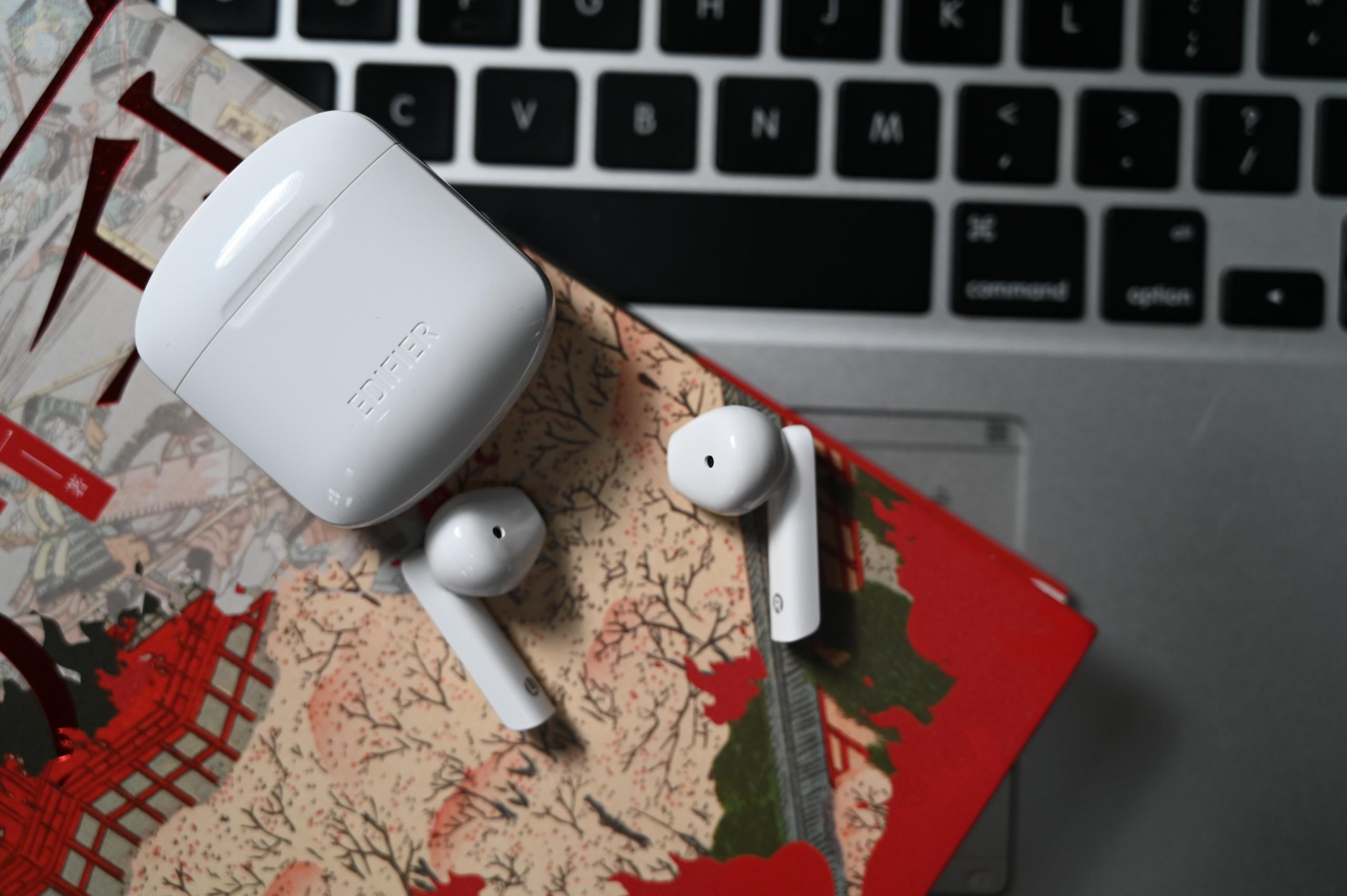 更适合学生党玩游戏听音乐的小耳机漫步者lollipodsmini上手