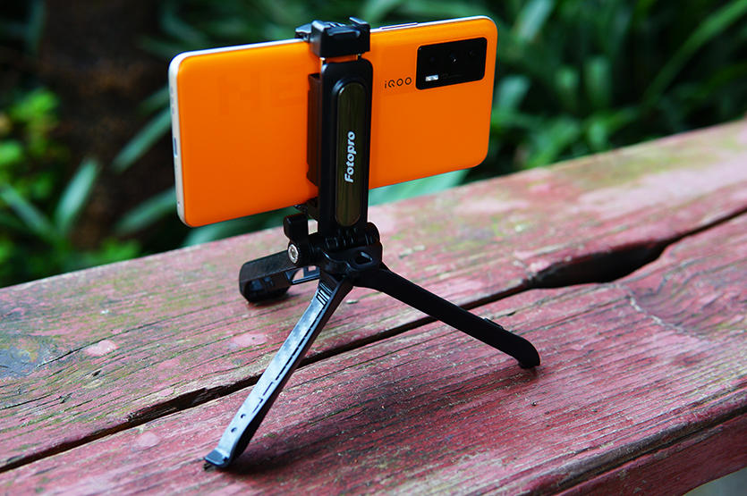 轻松玩转手机摄影富图宝猫头鹰手机支架评测