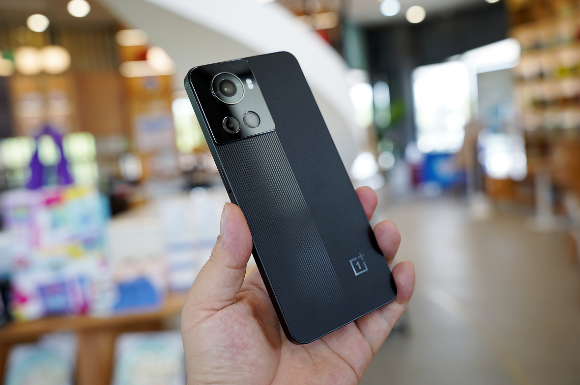 如何评价一加ace以一加名义卖oppo手机绝了