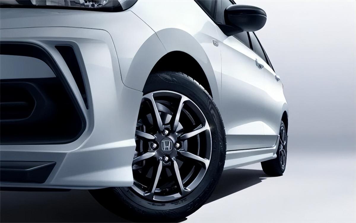 飞度无限mugen版接受预定李彦宏表示无人驾驶肯定会出事