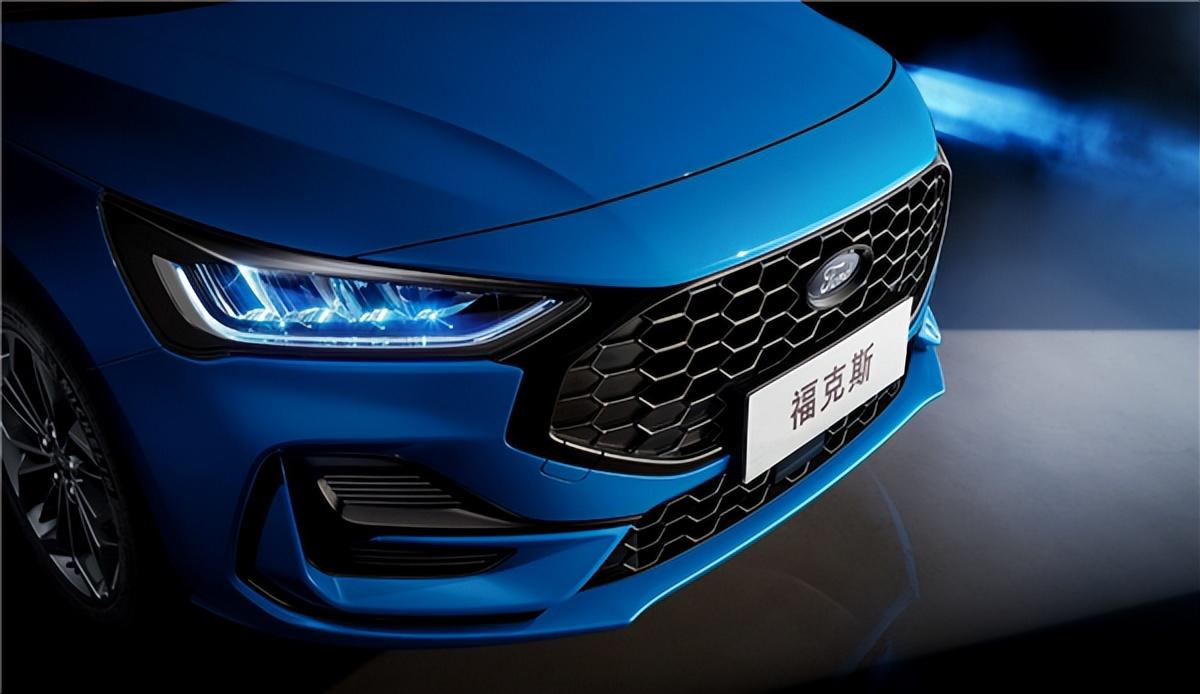 零跑被曝车展维权长安深蓝sl03预售全新福特福克斯上市