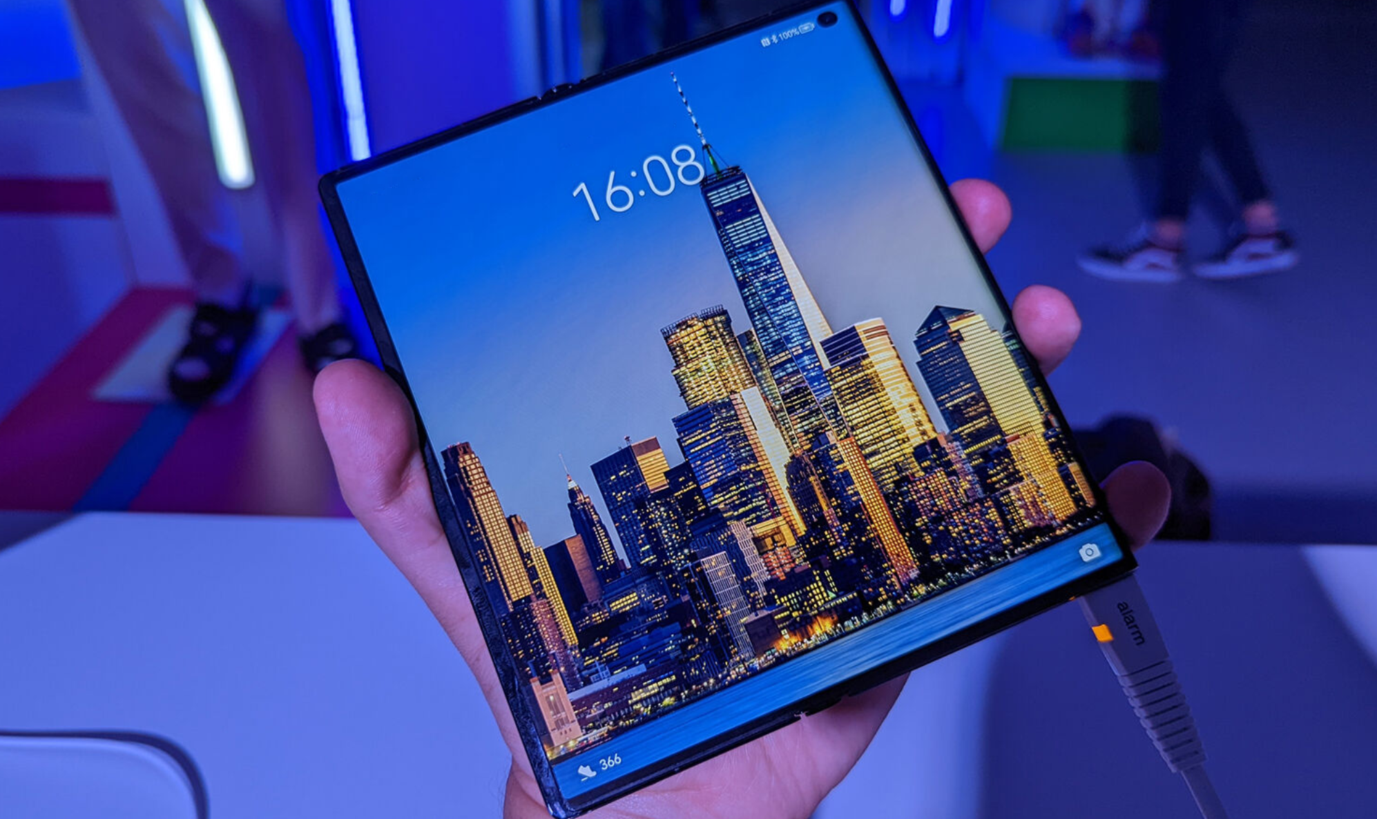 围观盘点7月最好的5款可折叠手机无缝无折痕用经典撞未来