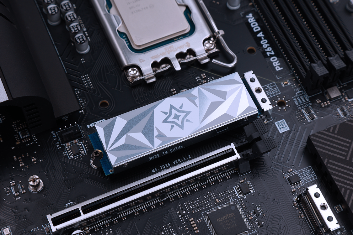 2022年7月主流装机配置推荐12600kfrtx3070显卡国风定制机箱