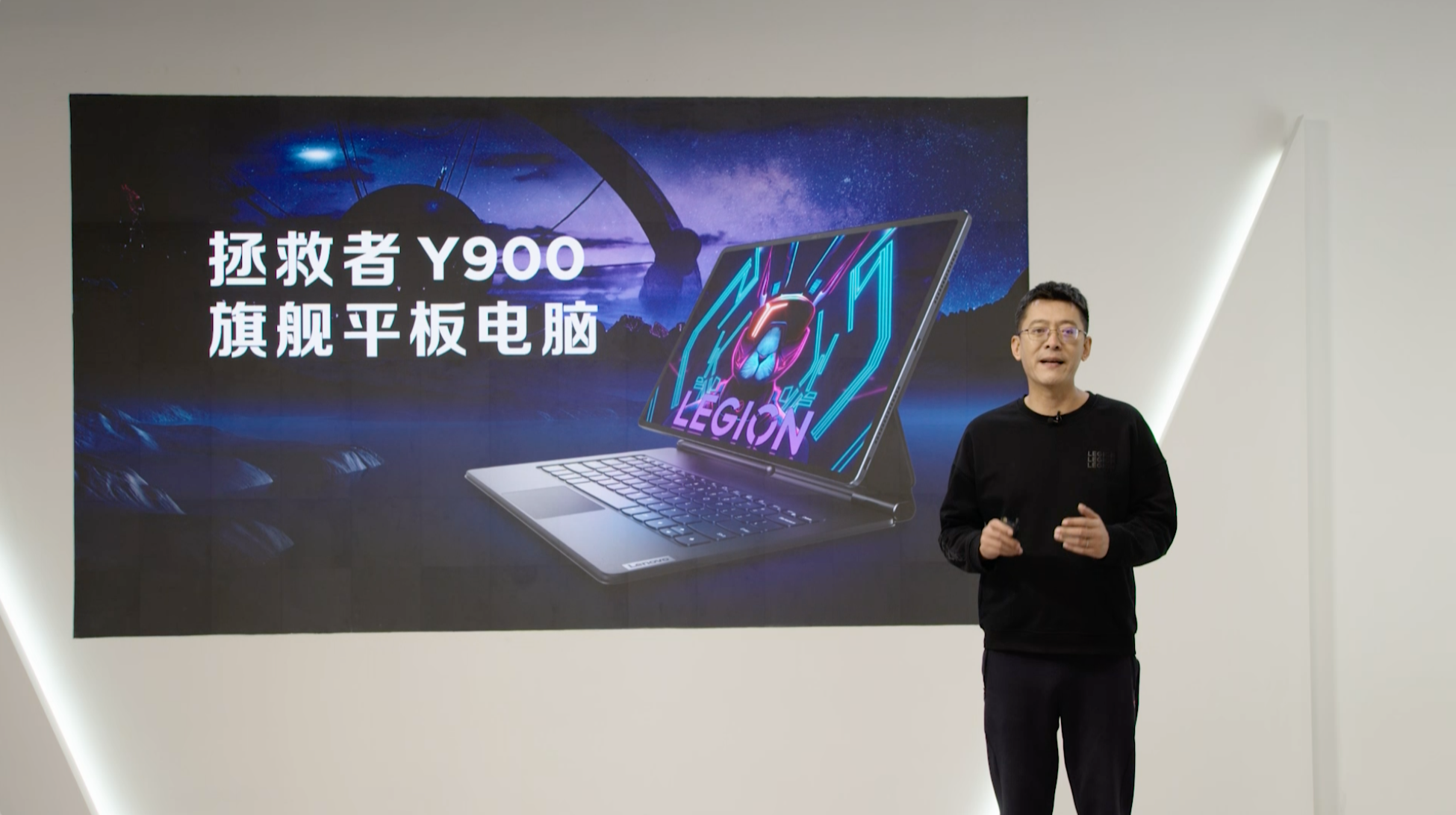 联想拯救者生态新品亮相，Y9000P 2023携家族新品开启高能体验 03-21 20:24 已发布 多标题