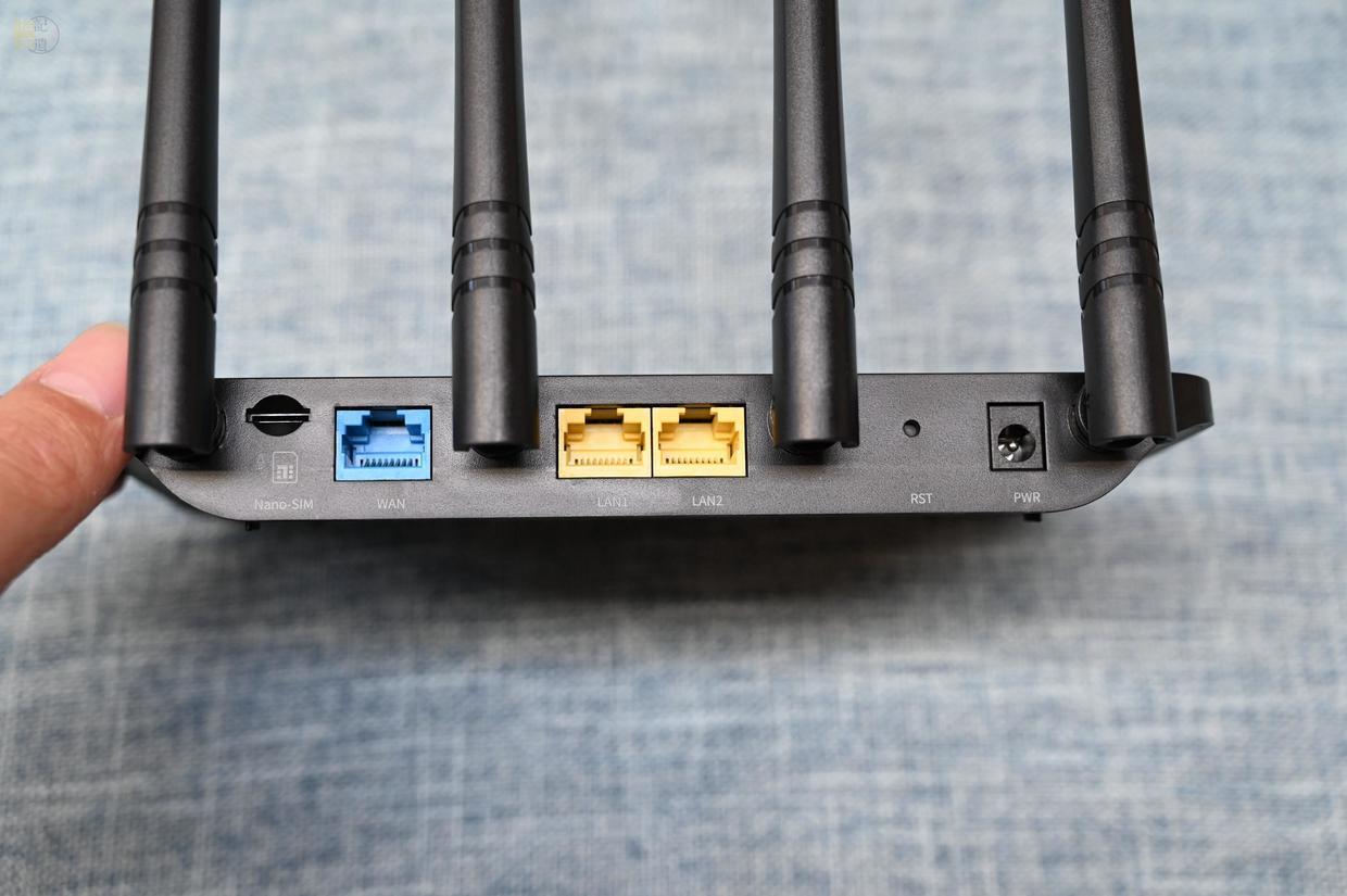 更靠谱的4G共享方式，让远程办公更方便，蒲公英X4C路由器体验